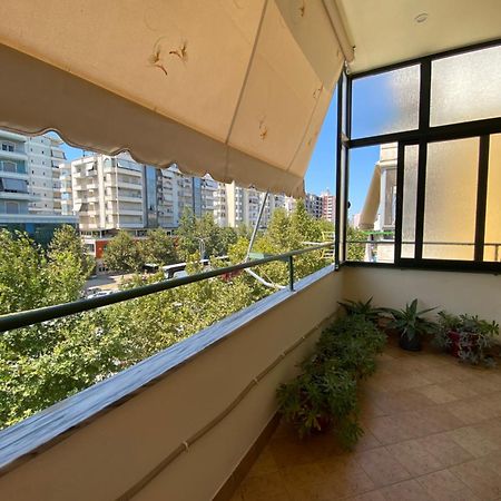 شقة Rikardo Apartament فلورا المظهر الخارجي الصورة