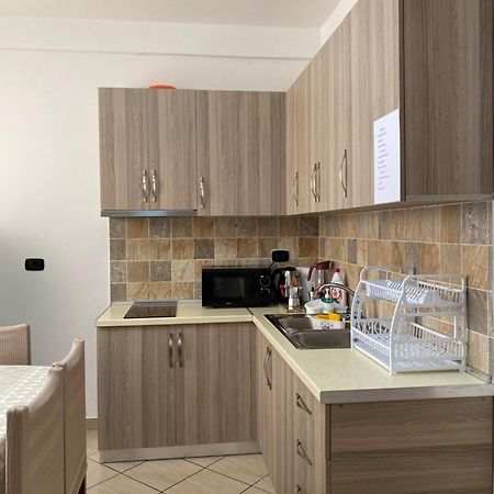 شقة Rikardo Apartament فلورا المظهر الخارجي الصورة