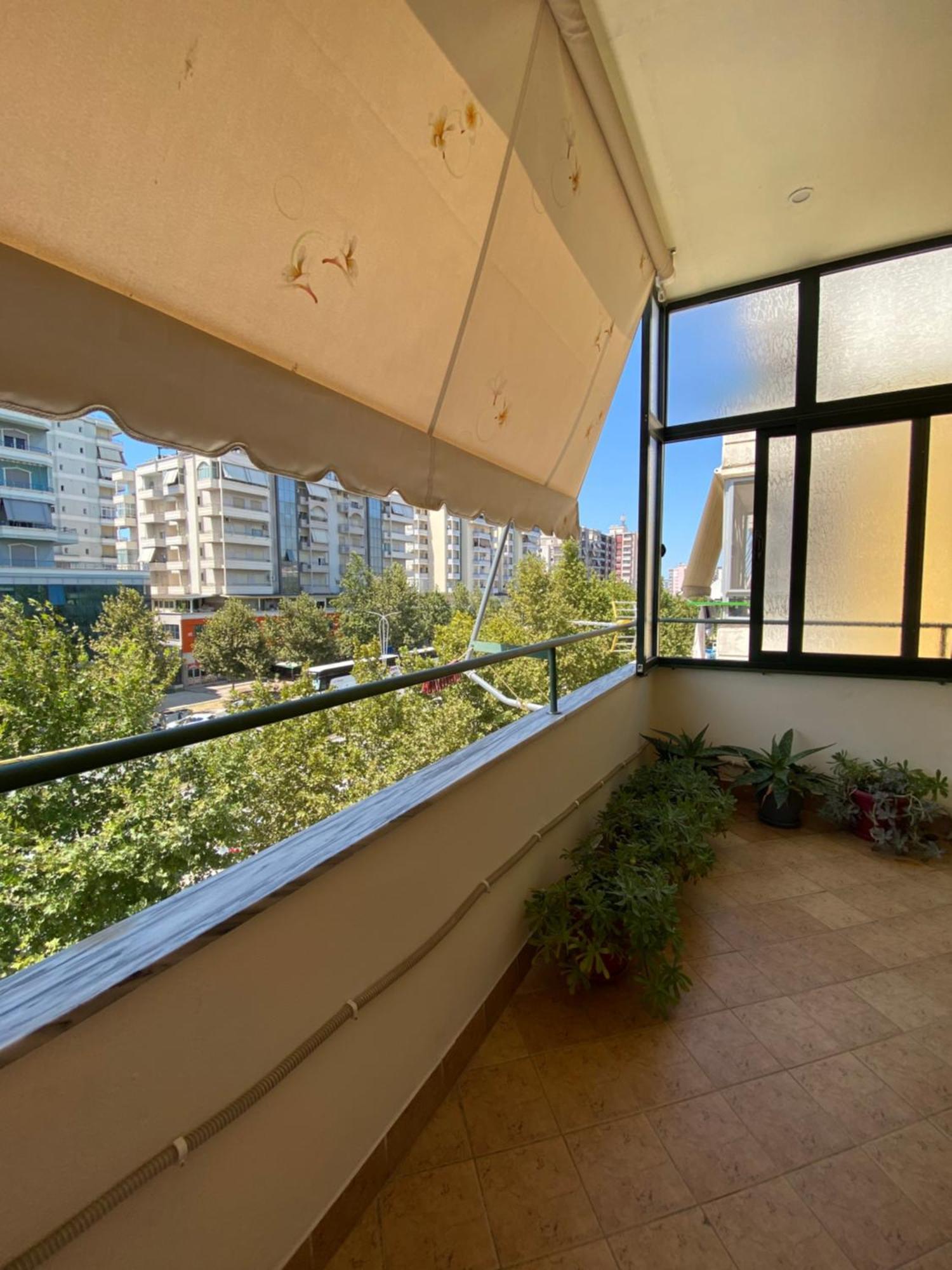 شقة Rikardo Apartament فلورا المظهر الخارجي الصورة