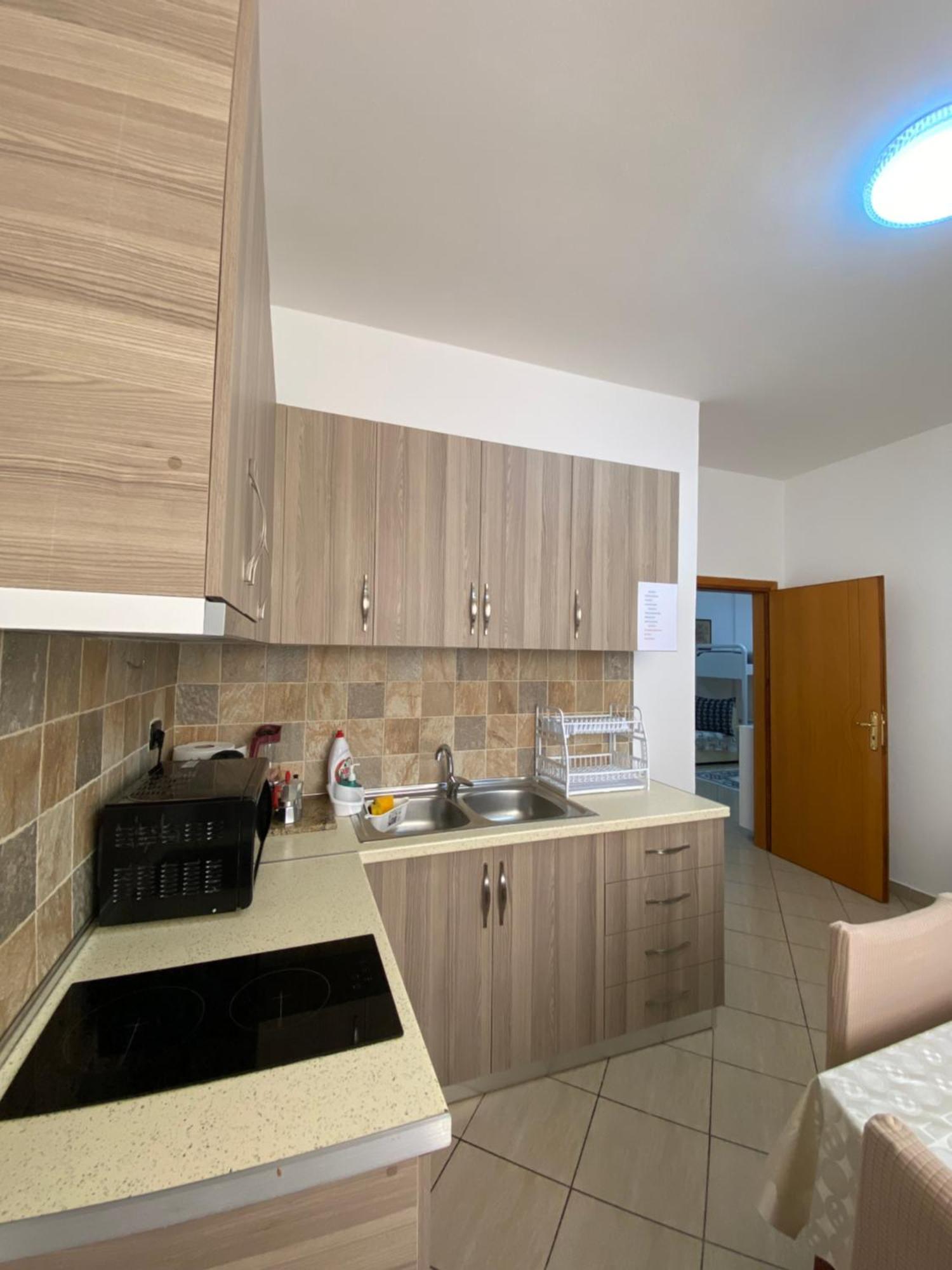 شقة Rikardo Apartament فلورا المظهر الخارجي الصورة
